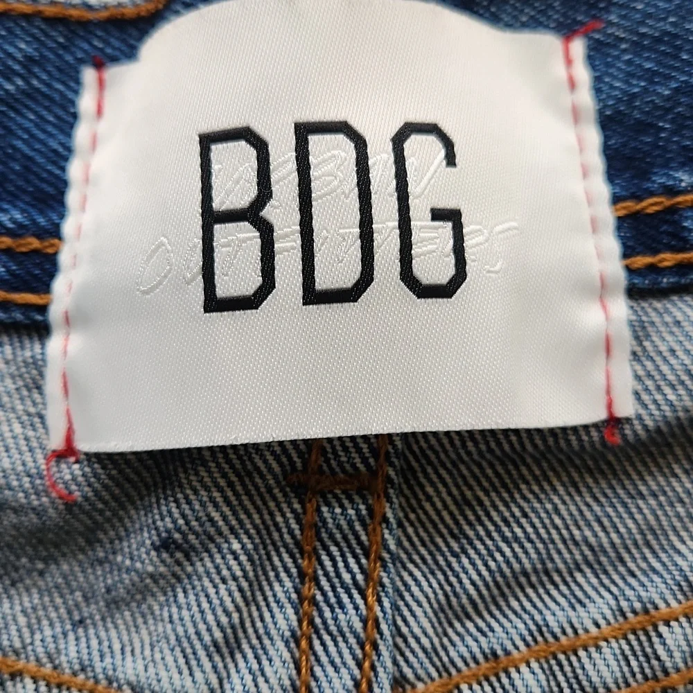 BDG Dad Slim Tapered Fit Jean Patched Medium Wash size 30